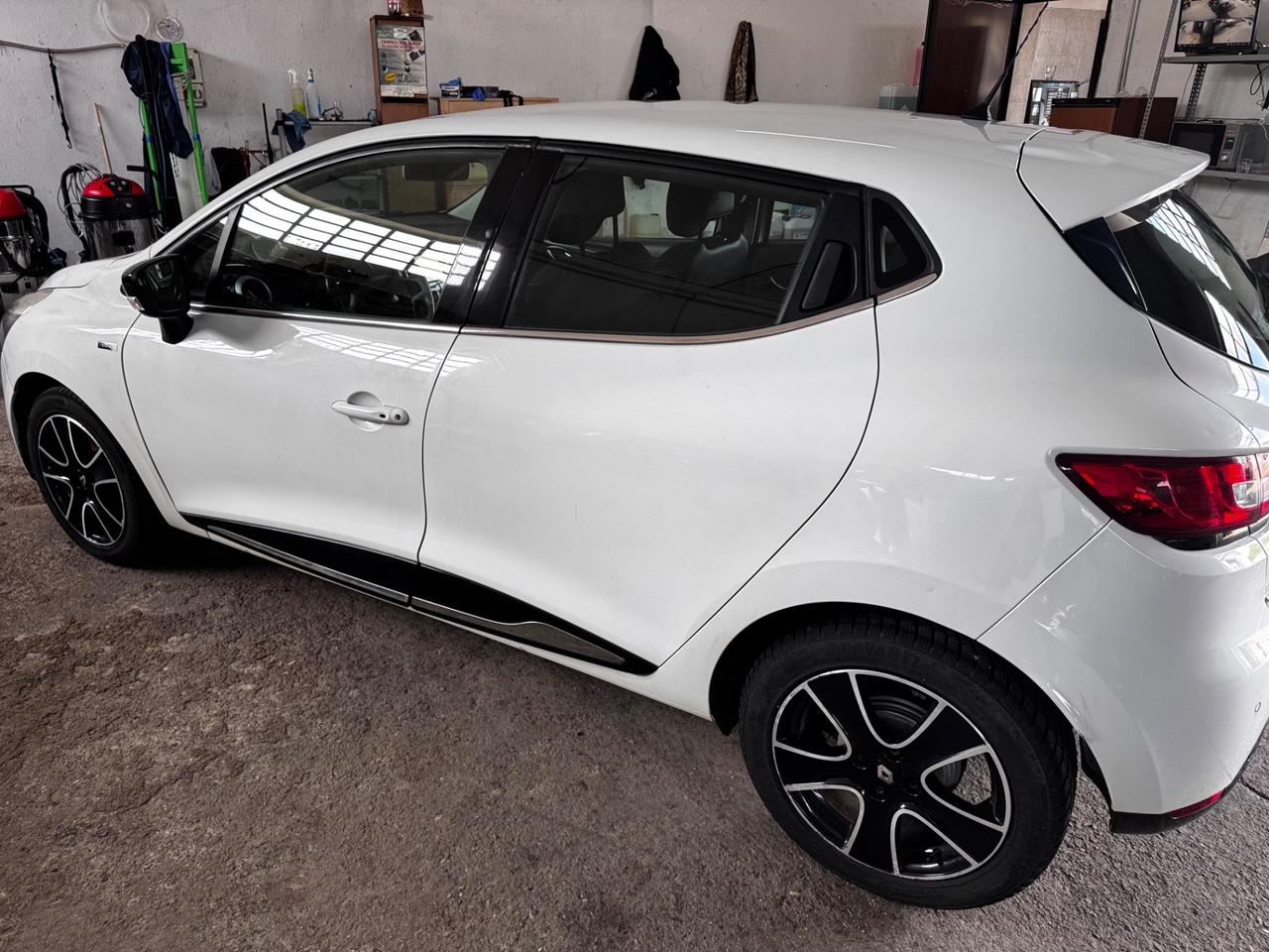 Renault Clio TCe 12V 90 CV neopatentati