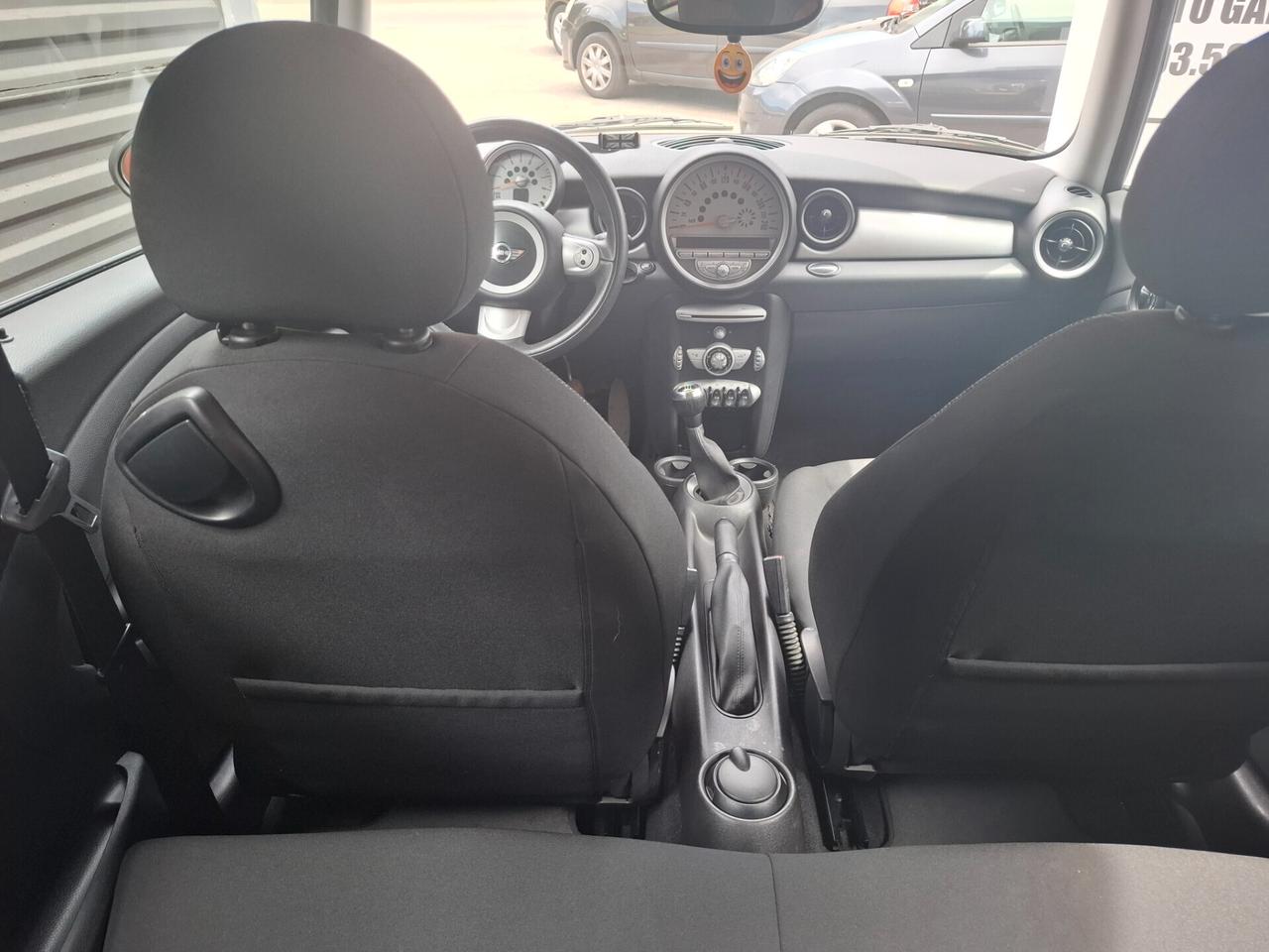 Mini Mini 1.4 16V One Chili ok neopatentati