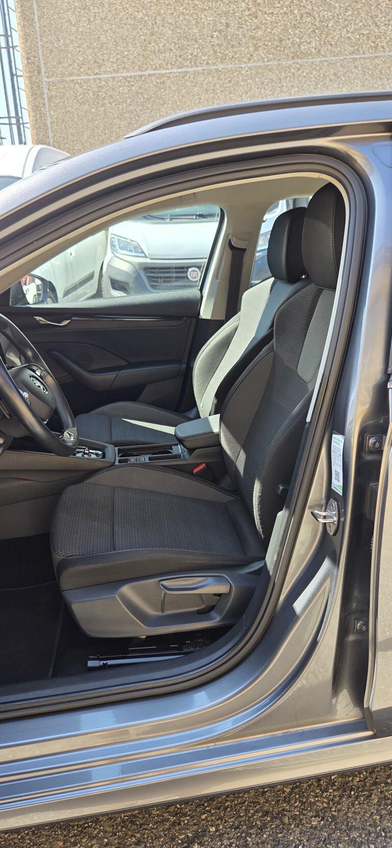 Skoda Octavia 2.0 TDI 116 cv DSG Ambition KM. 71000 - UNICO PROPRIETARIO