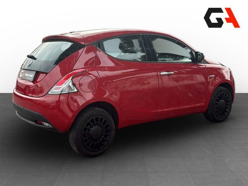 Lancia Ypsilon Ypsilon 1.2 69 CV 5 porte GPL Ecochic Silver