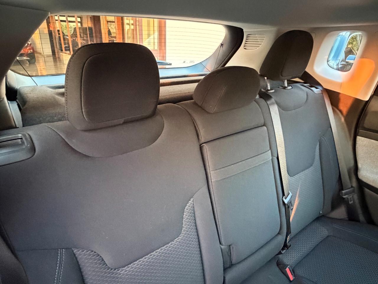 Jeep Compass 2WD 1.6 M.JET 130 cv. BUSINESS (UNav)