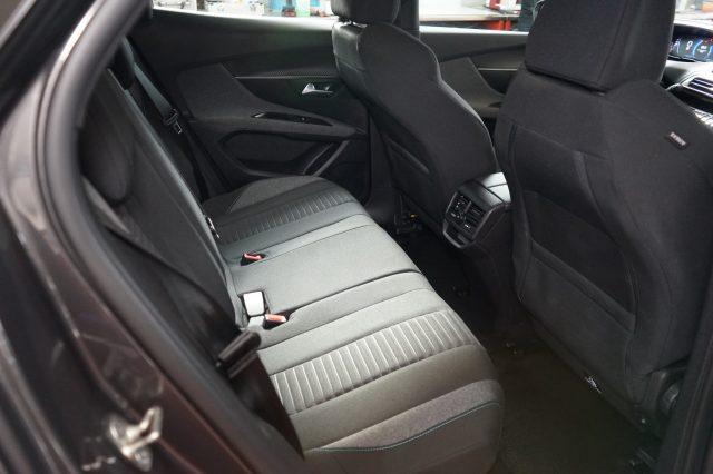 PEUGEOT 3008 PureTech Turbo 130 S&S Active Pack