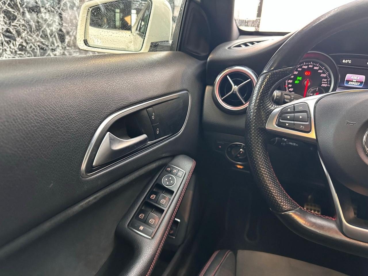 Mercedes-benz GLA 200 d Premium AMG