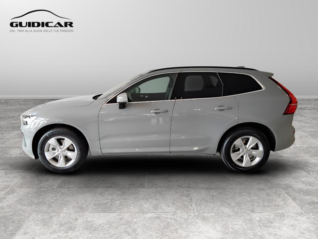 VOLVO XC60 CORE B4 AUT