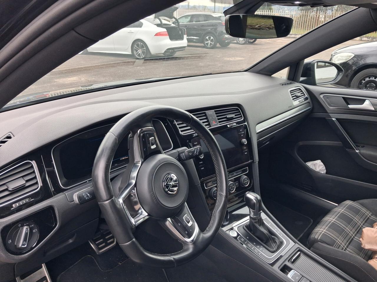 Volkswagen Golf GTD 7.5 184CV DSG 5.P