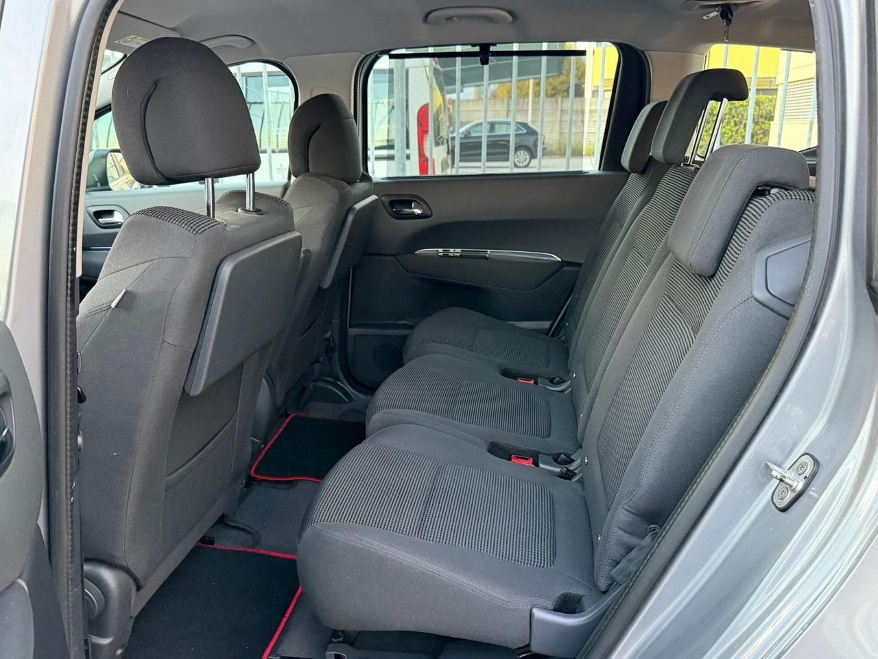 Peugeot 5008 BlueHDi 120 EAT6 S&S Allure