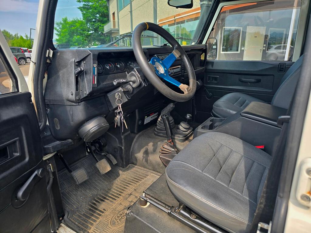 Land Rover Defender 110 TD5 SW "E" OMOLOGATO