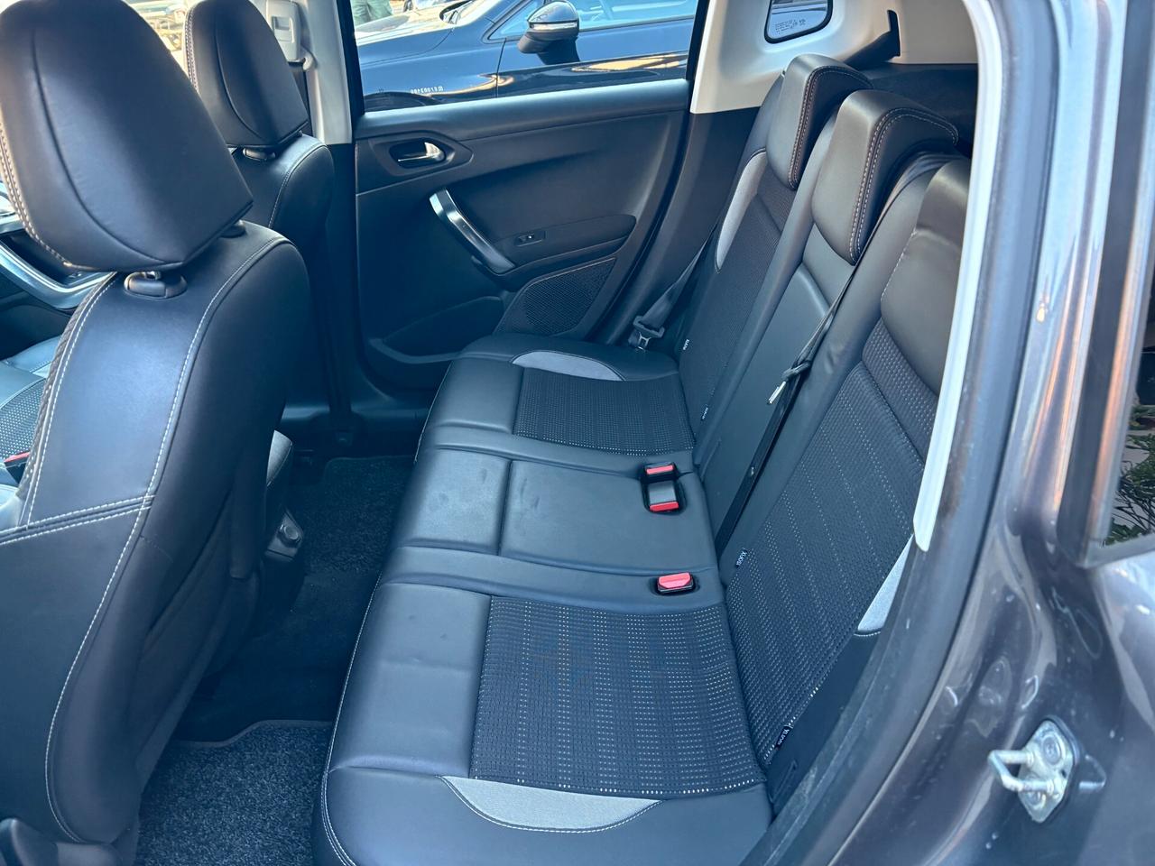 Peugeot 2008 1.6 e-HDi 92 CV Stop&Start ETG6 Allure