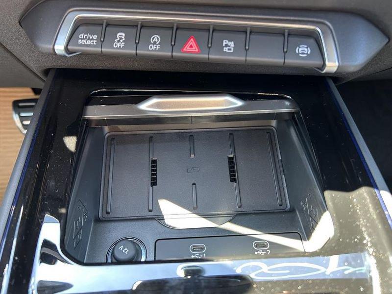 Audi Q3 SPB TFSI 150 kW S tronic quattro S Line S-LINE 4X4
