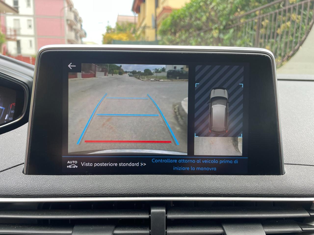 Peugeot 3008 BlueHDi 130 S&S EAT8 Allure