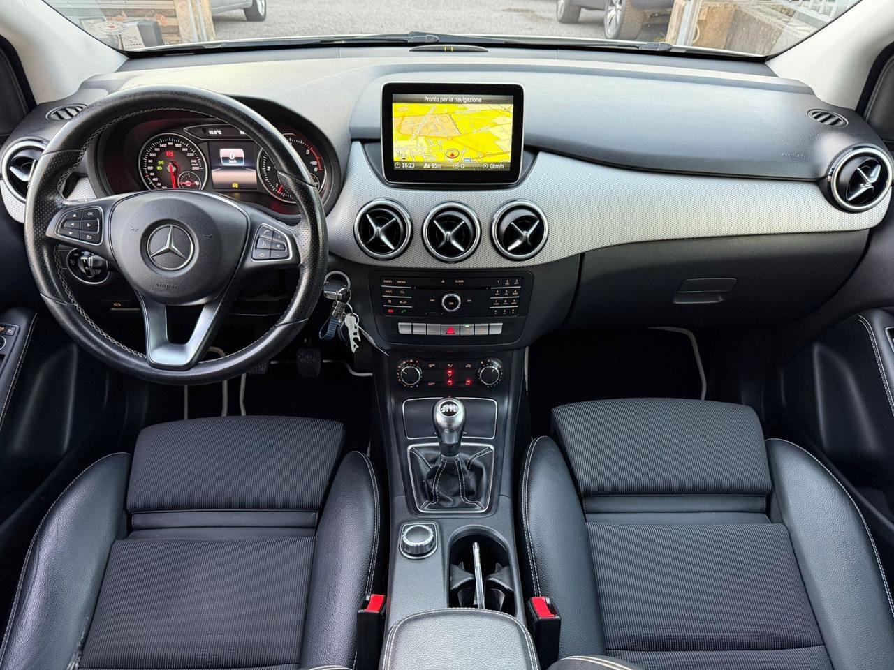 Mercedes-benz B 200 d 136cv (2.2 CDI) Premium OK NEOPATENTATI