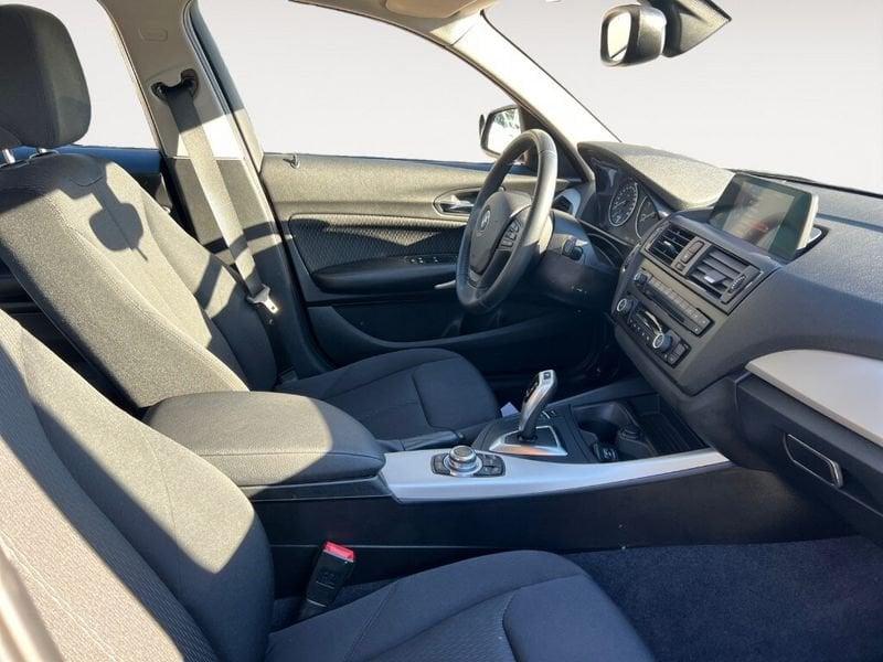 BMW Serie 1 (F20) 118d 5p. Unique