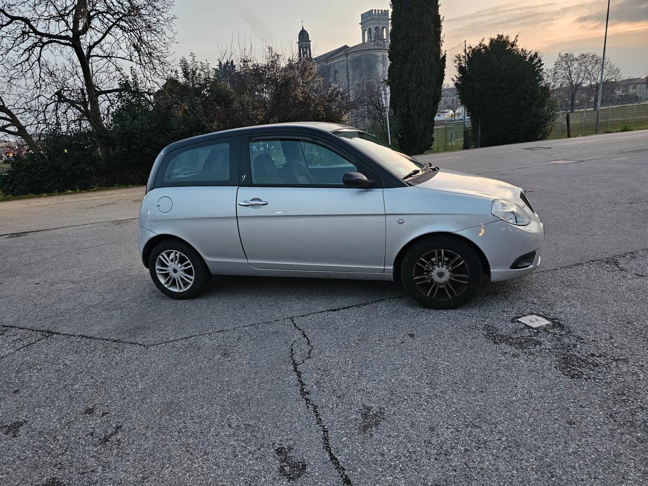 Lancia Ypsilon 1.2 Oro