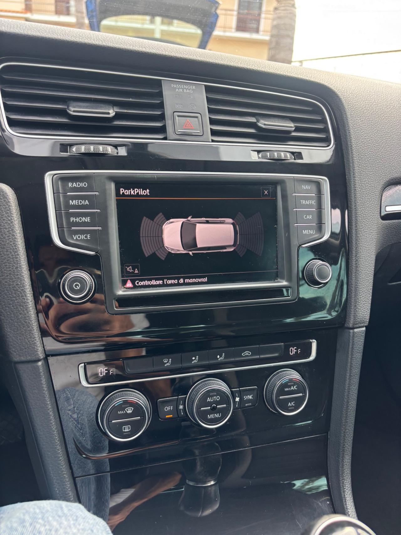 VW GOLF 1.4TGI EXECUTIVE FULL OPT