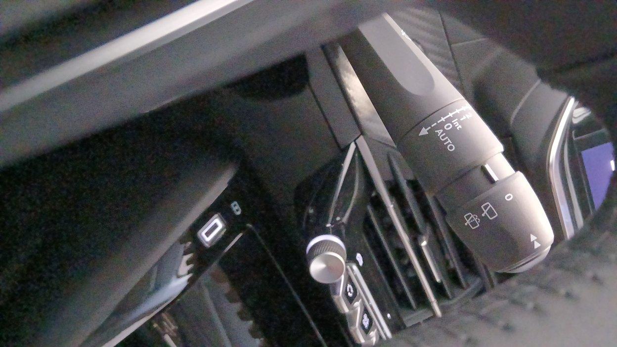 PEUGEOT 208 2ª serie - 208 Hybrid 110 e-DCS6 5 porte Allure