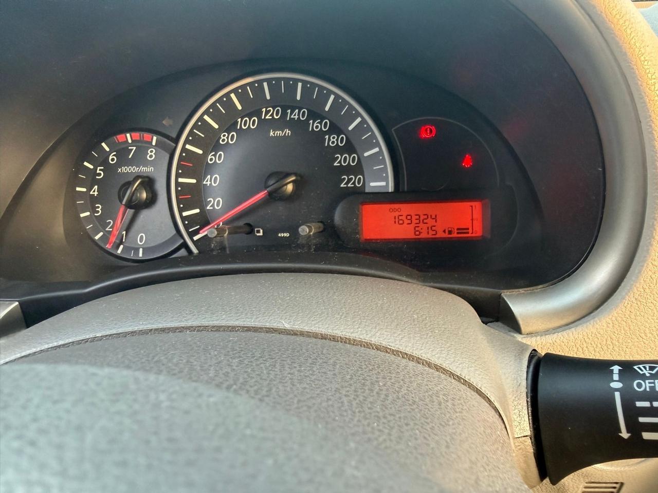 Nissan Micra 1.2 12V 5 porte Tekna neopatentati