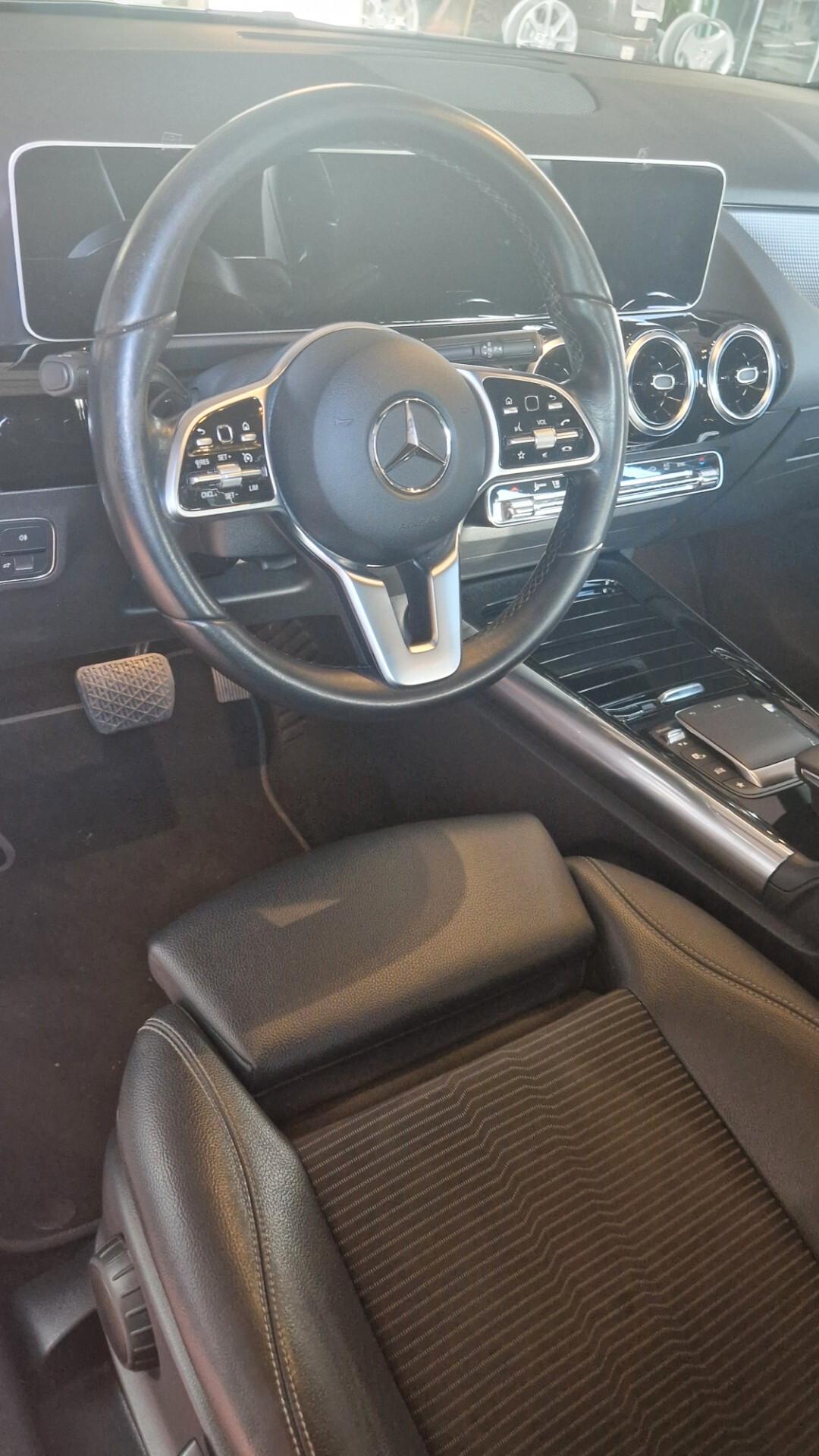 Mercedes-benz GLA 200 Sport 2020 km 64.000