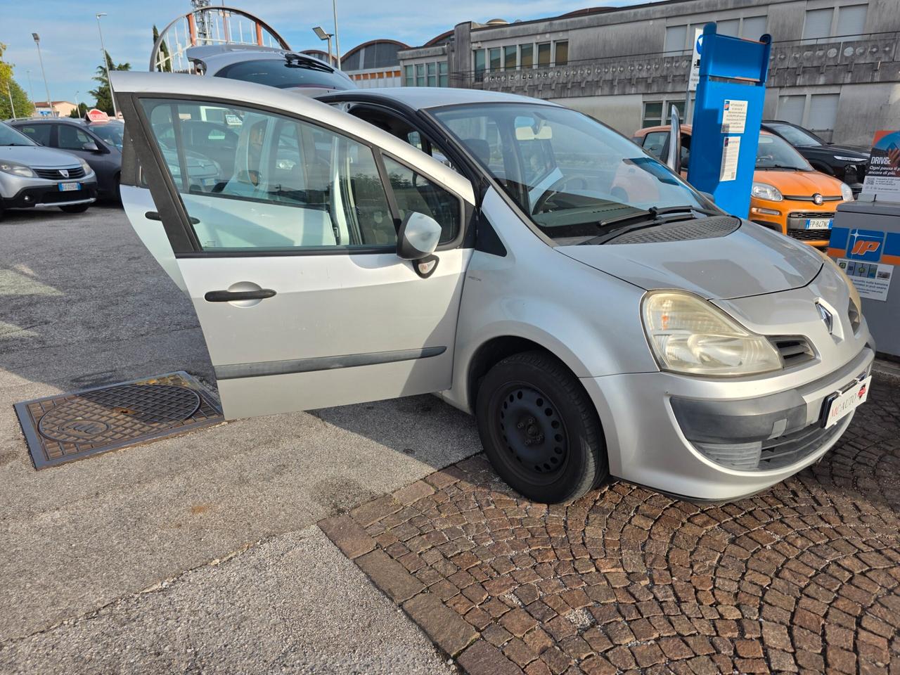 Renault Modus 1.5 dCi 85Cv con 147.000km Neopatentati ok