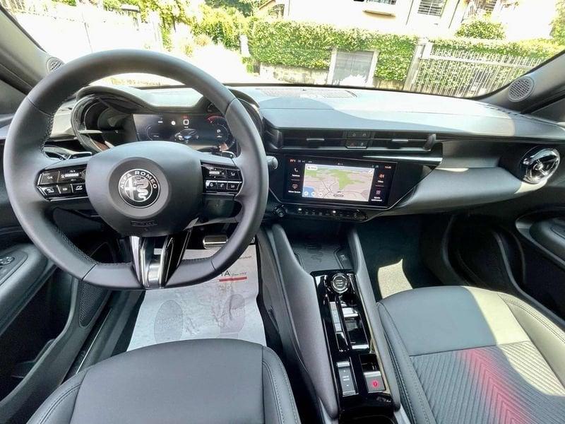 Alfa Romeo Junior 1.2 145 CV Hybrid eDCT6 Speciale - KM0