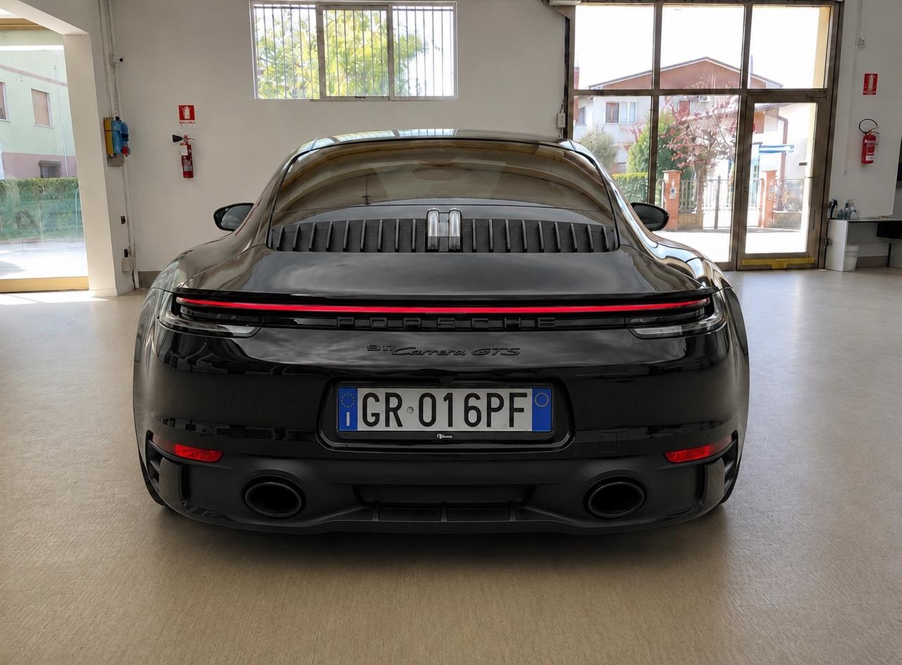 Porsche 911 Carrera 2 GTS