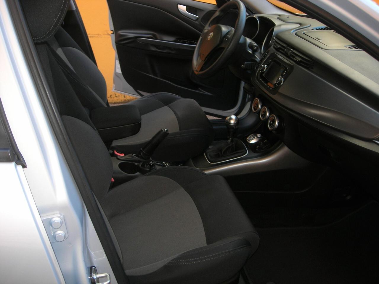 Alfa Romeo Giulietta 1.6 JTDm-2 105 CV Progression