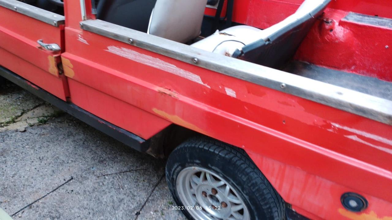 FIAT 127 MORETTI SPIAGGINA CABRIO 1982 CABRIO € 2.500,00 DA RESTAURARE