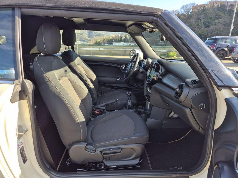MINI Mini Cabrio 1.5 Cooper D Boost