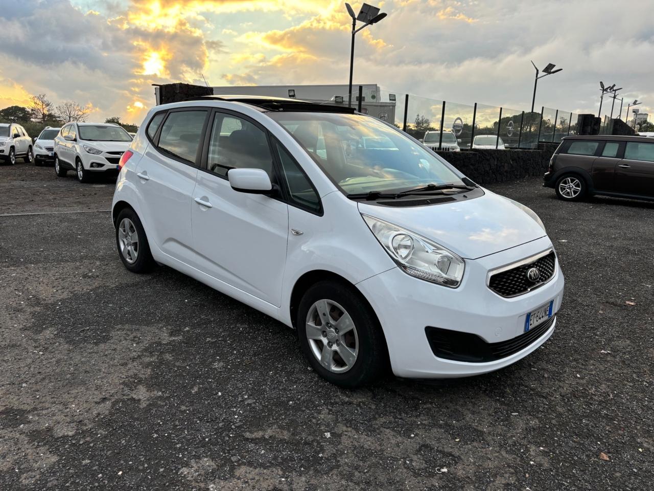 Kia Venga 1.4 CRDi 90CV Cool Tetto apribile