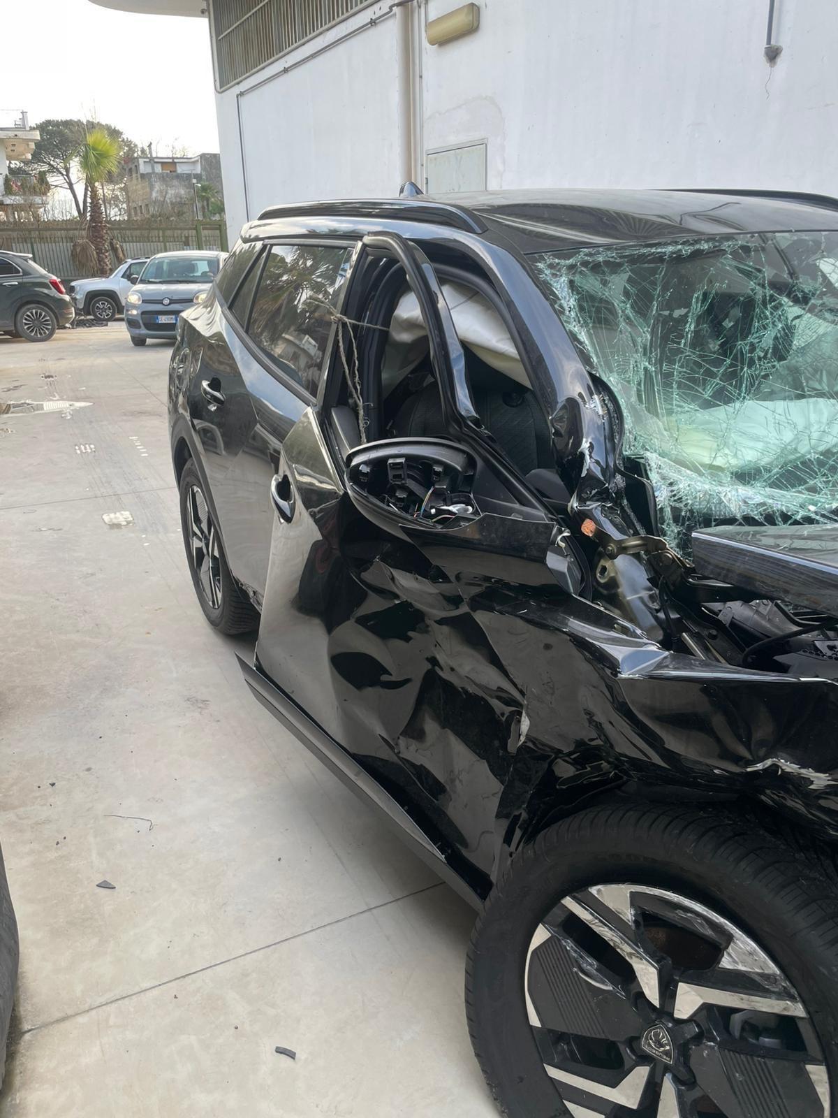 Peugeot 2008 PureTech 100 S&S Allure