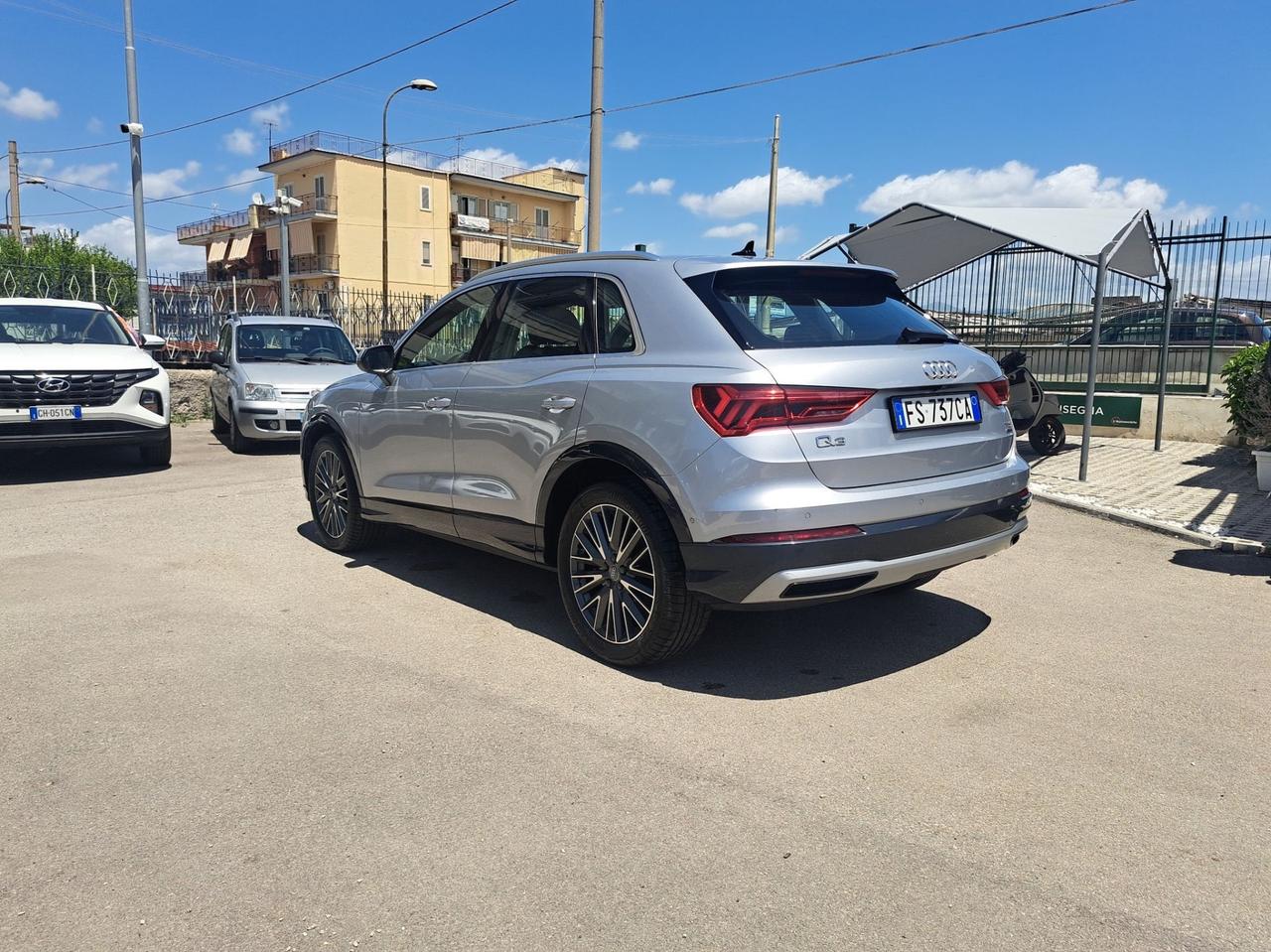 Audi Q3 45 TFSI quattro S tronic S line edition