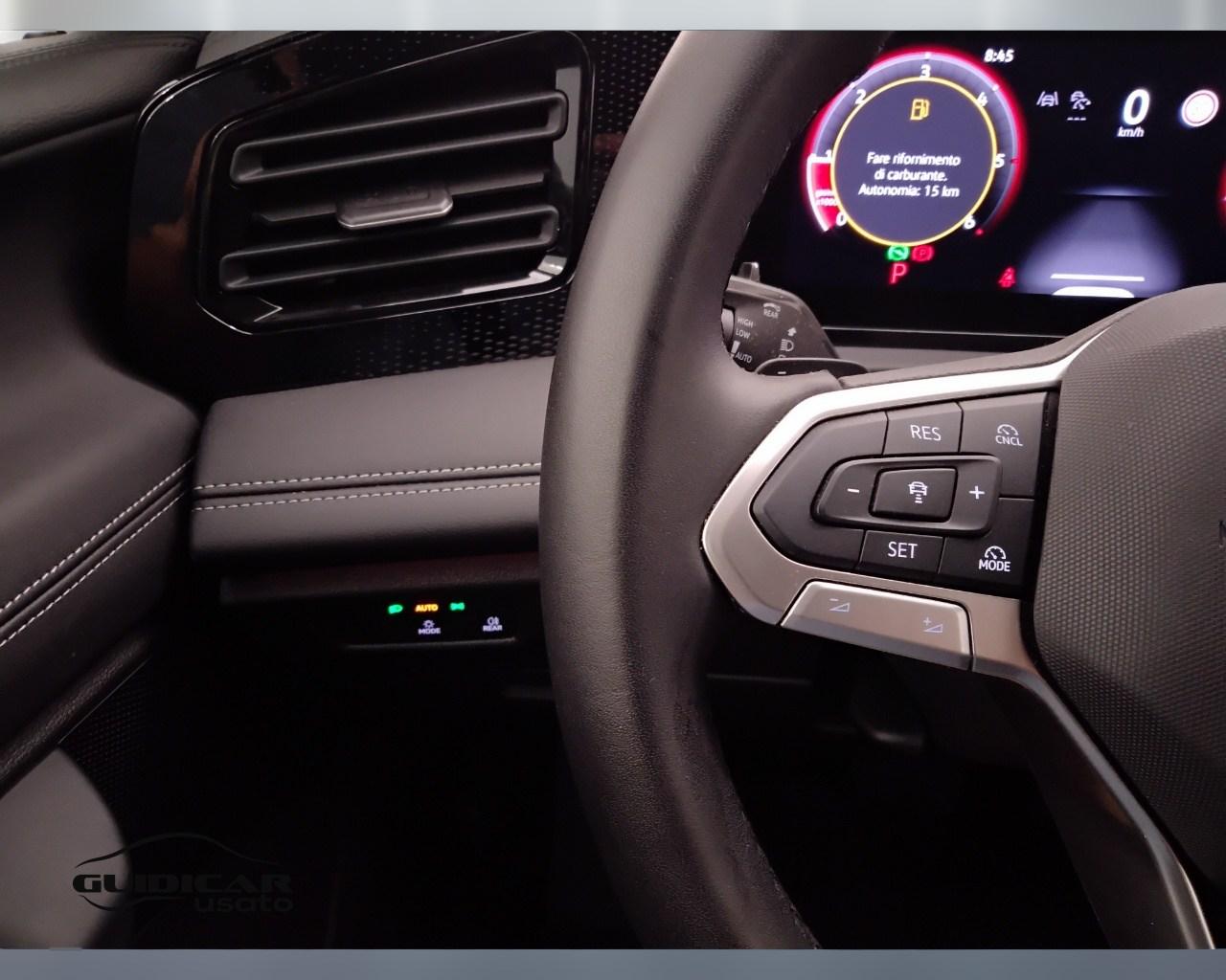 VOLKSWAGEN Tiguan III 2024 - Tiguan 2.0 tdi Life 150cv dsg