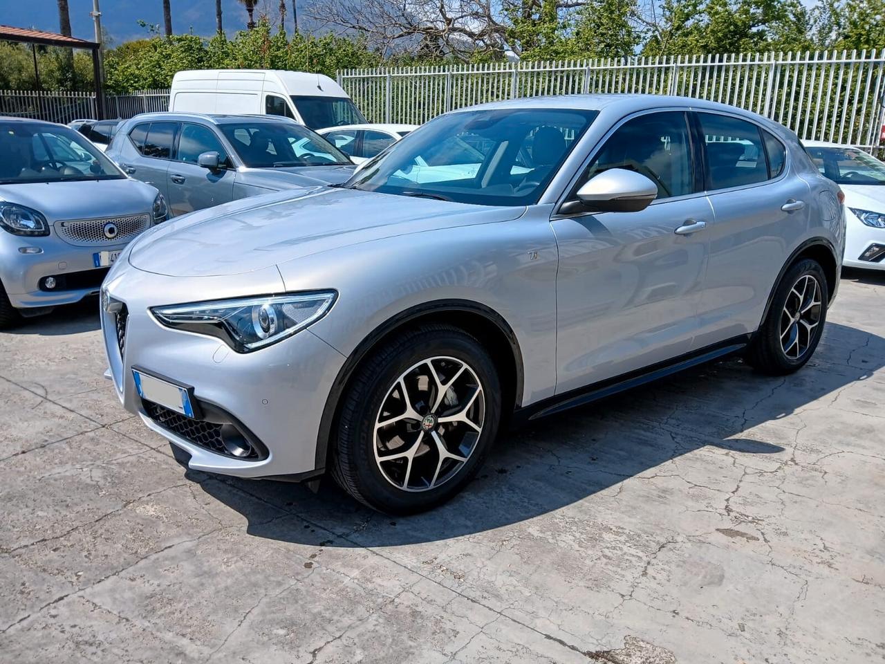 Alfa Romeo Stelvio 2.2 Turbodiesel 190 CV AT8 RWD Business