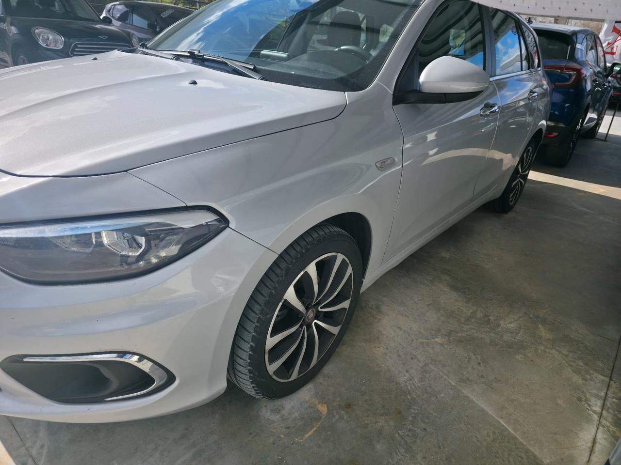 Fiat Tipo 1.6 Mjt S&S SW Lounge