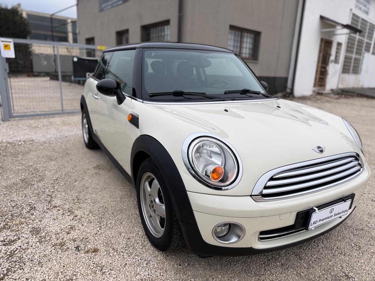 MINI One Mini III R56 2007 Hatchback 1.4