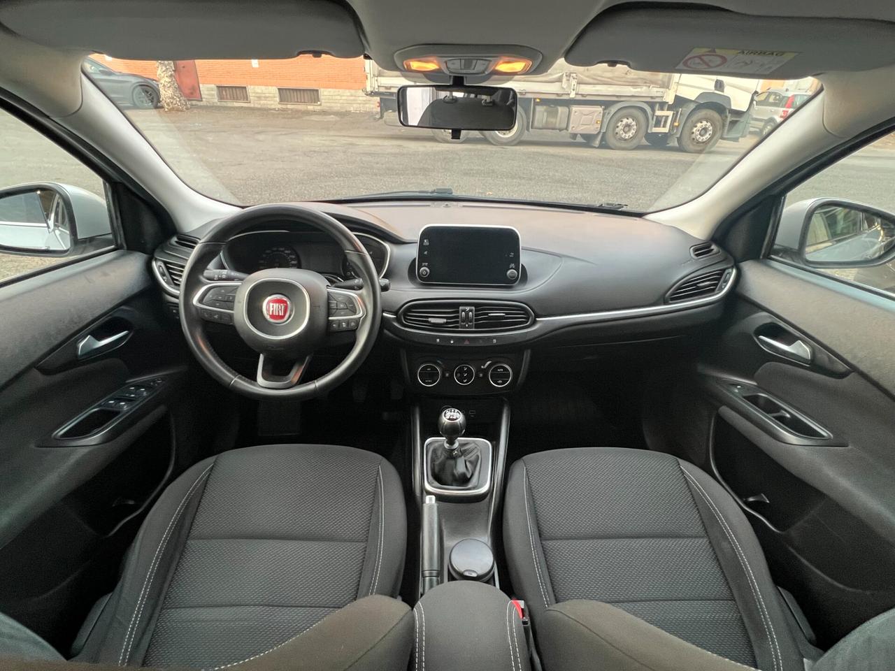 Fiat Tipo 1.6 Mjt S&S SW Lounge