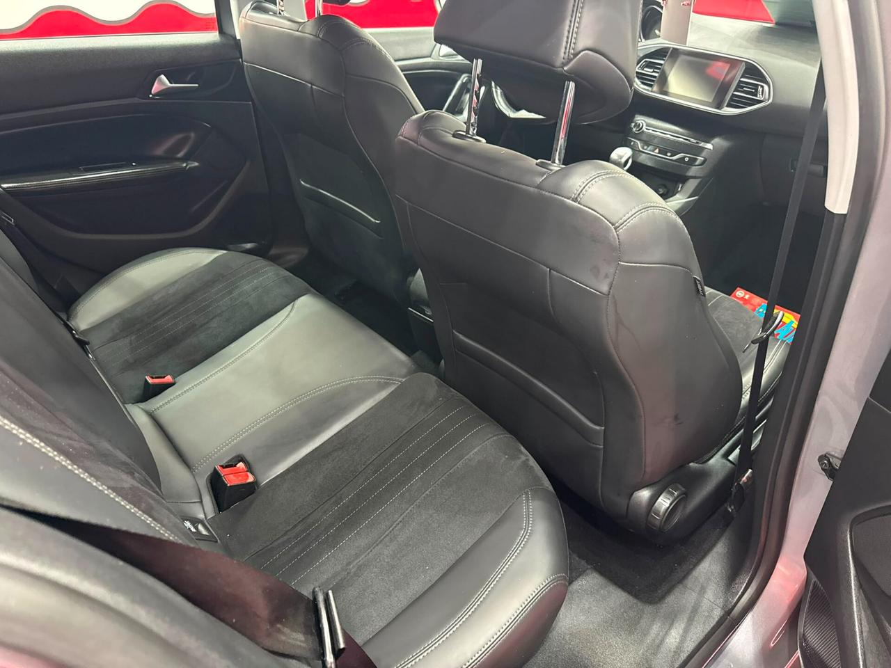 Peugeot 308 1.2 131cv Turbo Allure - 2014