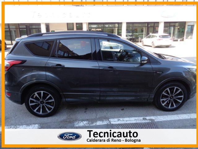 FORD Kuga 1.5 TDCI 120 CV S&S 2WD ST-Line CAMBIO AUTOMATICO
