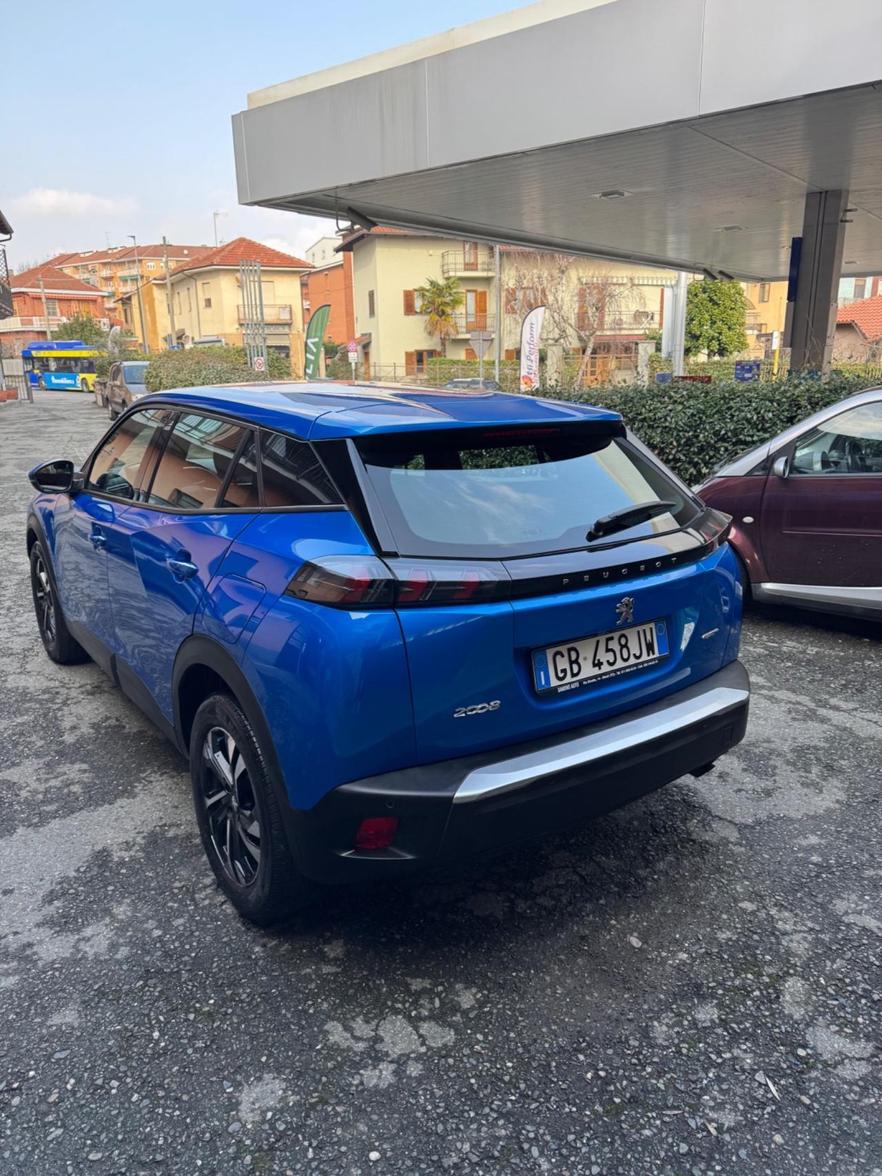 Peugeot 2008 BlueHDi 100 S&S Allure