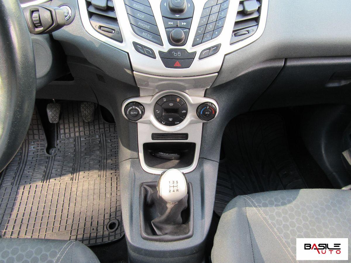 FORD - Fiesta - 1.6 TDCi 95CV 5p. Titanium Bs.