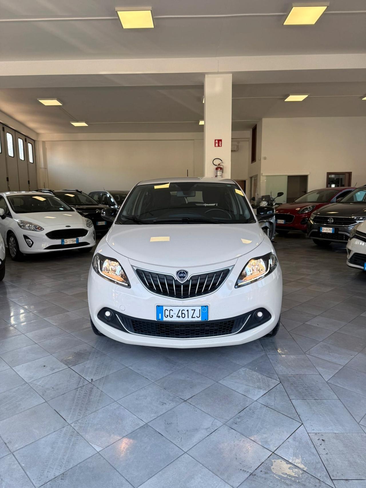 Lancia Ypsilon 1.0 FireFly 5 porte S&S Hybrid Ecochic Gold