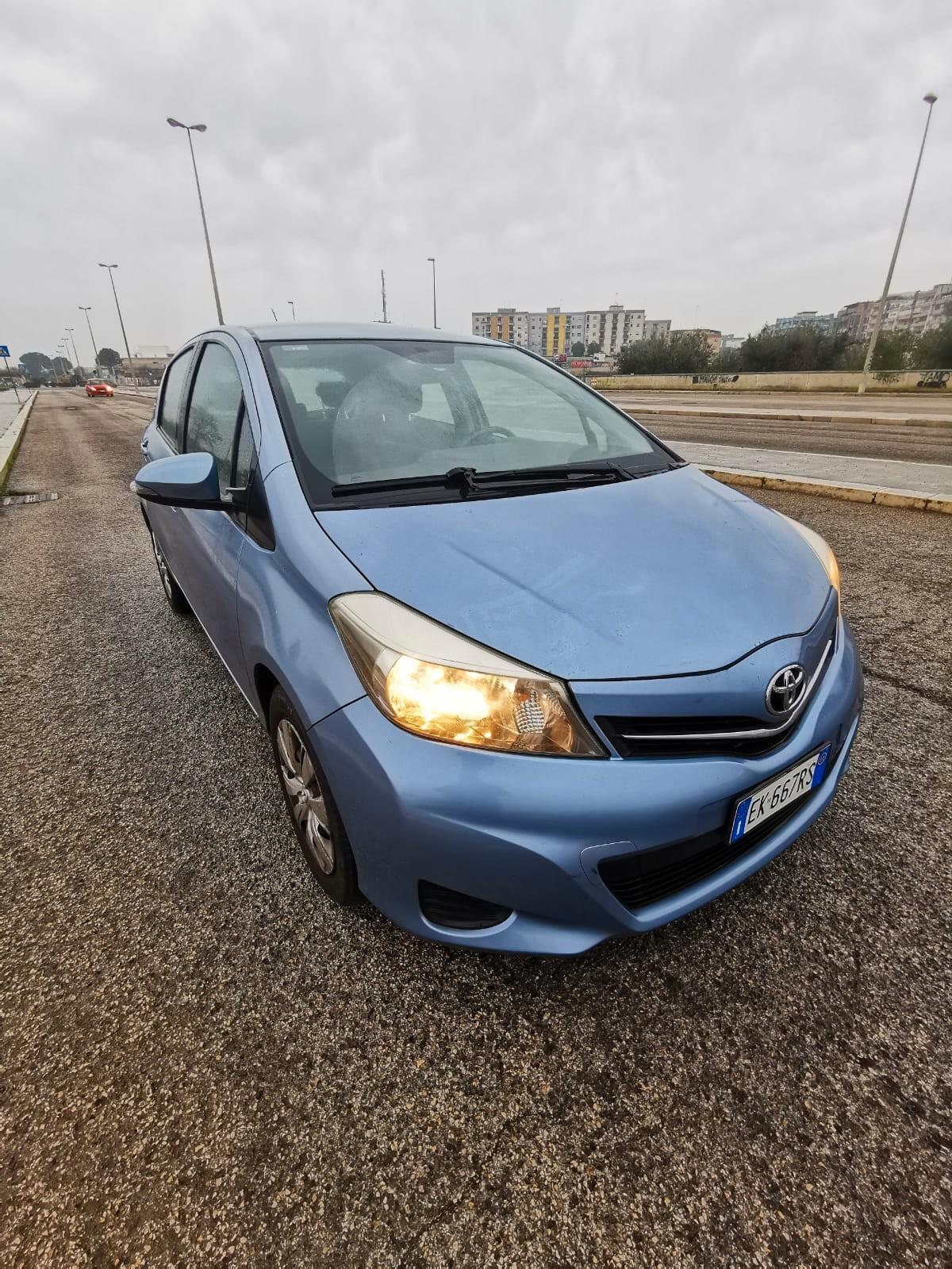 Toyota Yaris 1.0 5 porte Sol 11/2011