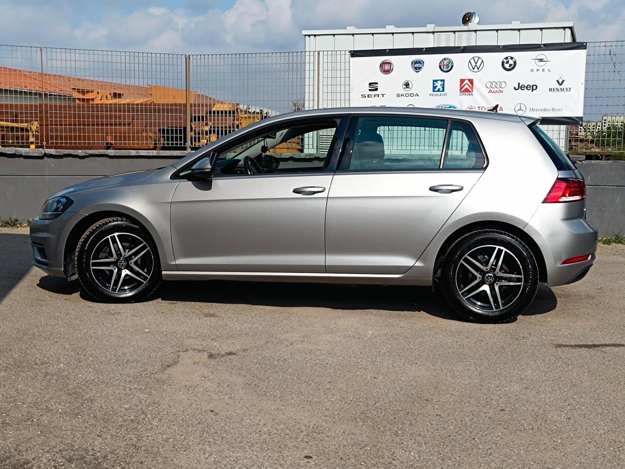 Volkswagen Golf 1.0 TSI 85 CV 5p. Trendline BlueMotion Technology