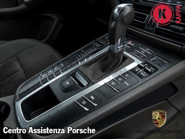 Porsche Macan 2.0 Sport Design