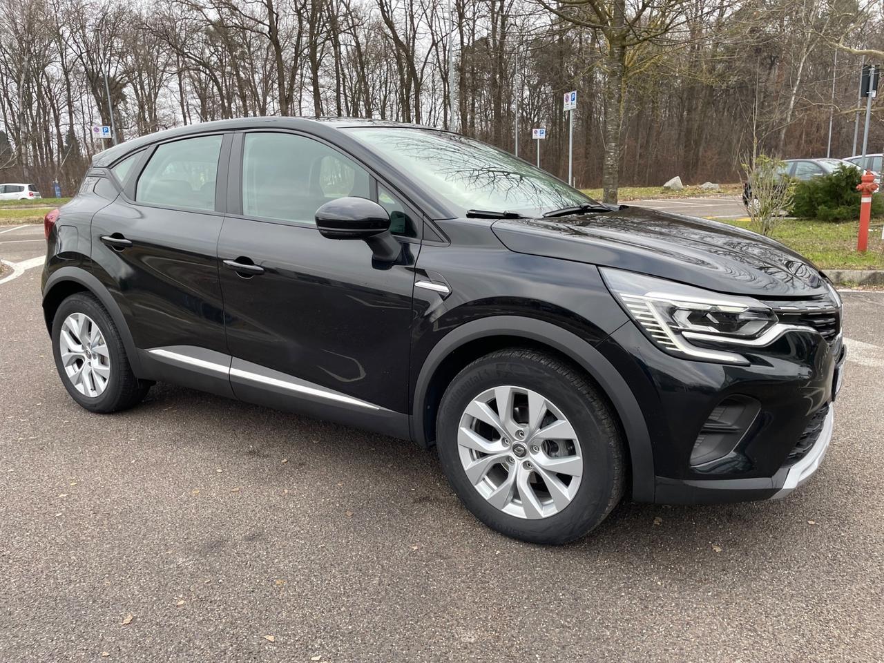 Renault Captur TCe 100 CV Life*SOLO 37000 Km *