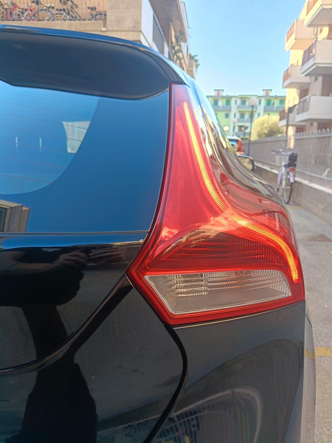 Volvo V40 D2 1.6 Momentum