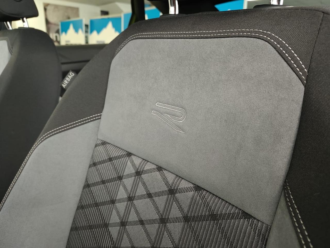 VOLKSWAGEN Taigo 1.5 tsi R-Line 150cv dsg