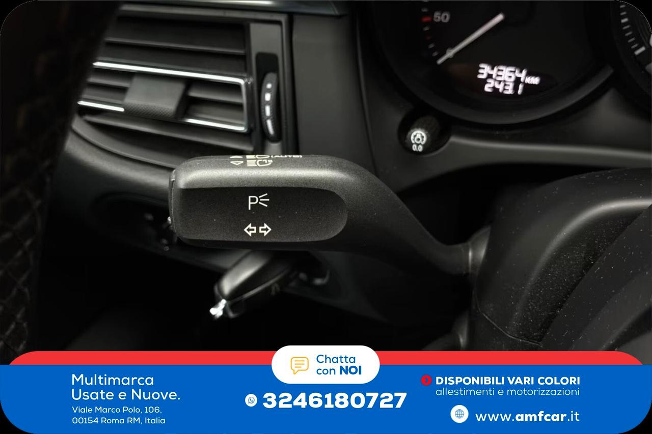 Porsche Macan 2.0 turbo 265cv Tetto Navigatore