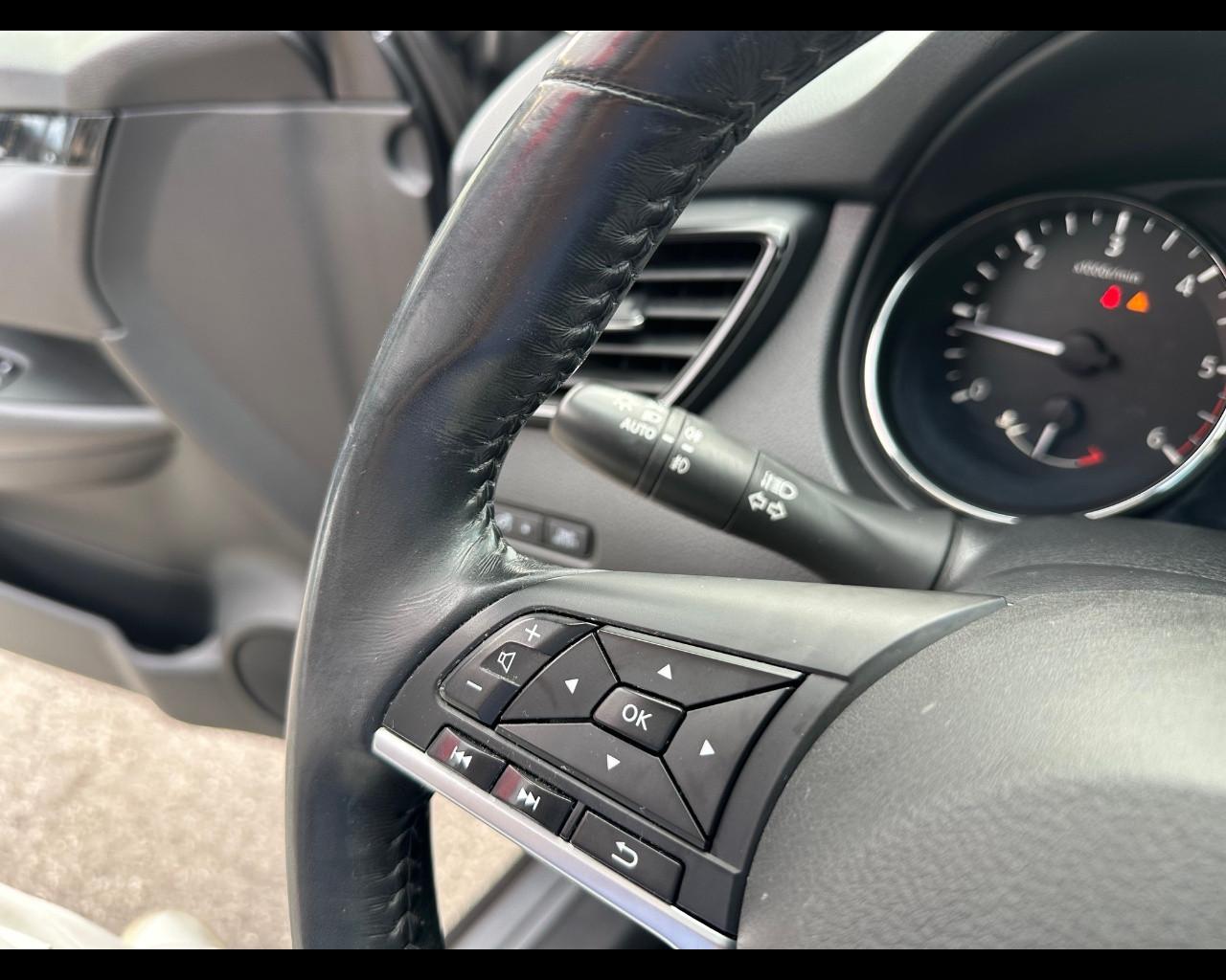 NISSAN X-Trail 3ª serie - X-Trail 2.0 dCi 4WD N-Connecta
