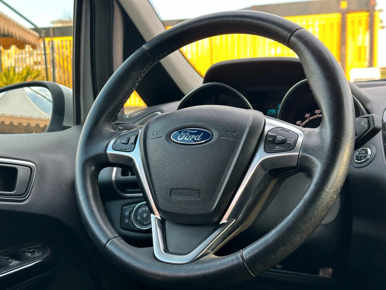 FORD B-Max 1.4 90 CV GPL Titanium