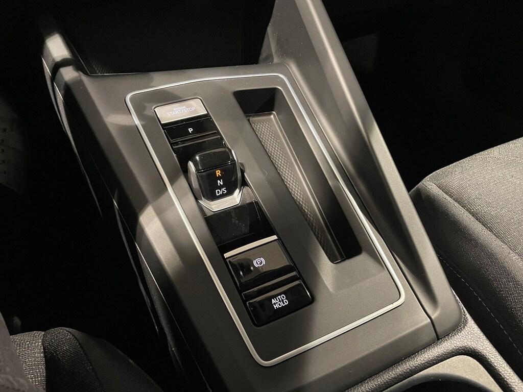 Volkswagen Golf 1.0 etsi 110CV DSG Life (MHEV)